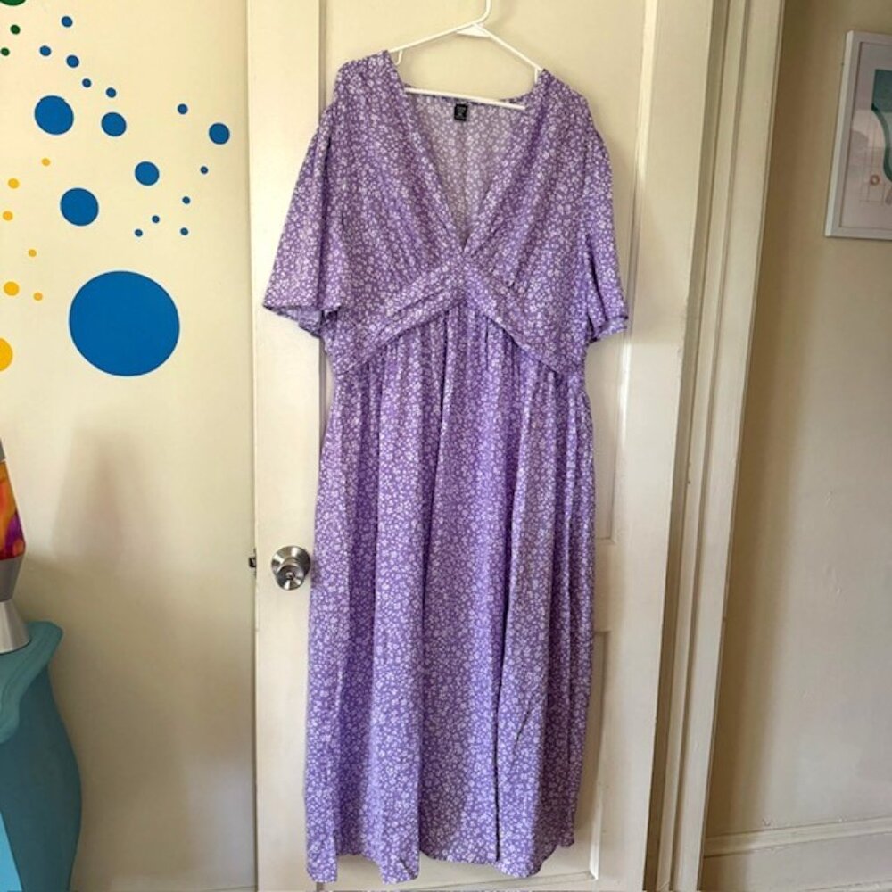 New SHEIN Frenchy Plus Size Floral Print Split V-Neck Cinching Waist Dress - Picture 3 of 4